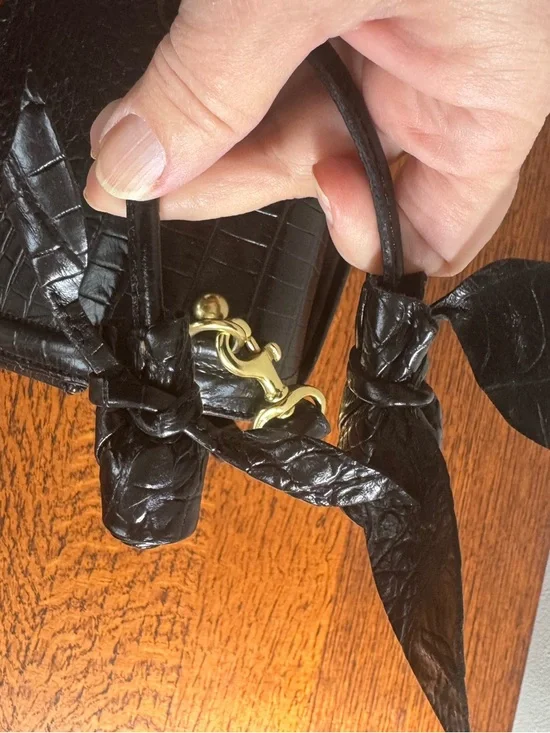 Brahmin Black Croc-Embossed Barrel Bag with Crossbody Strap - Picture 12 of 15